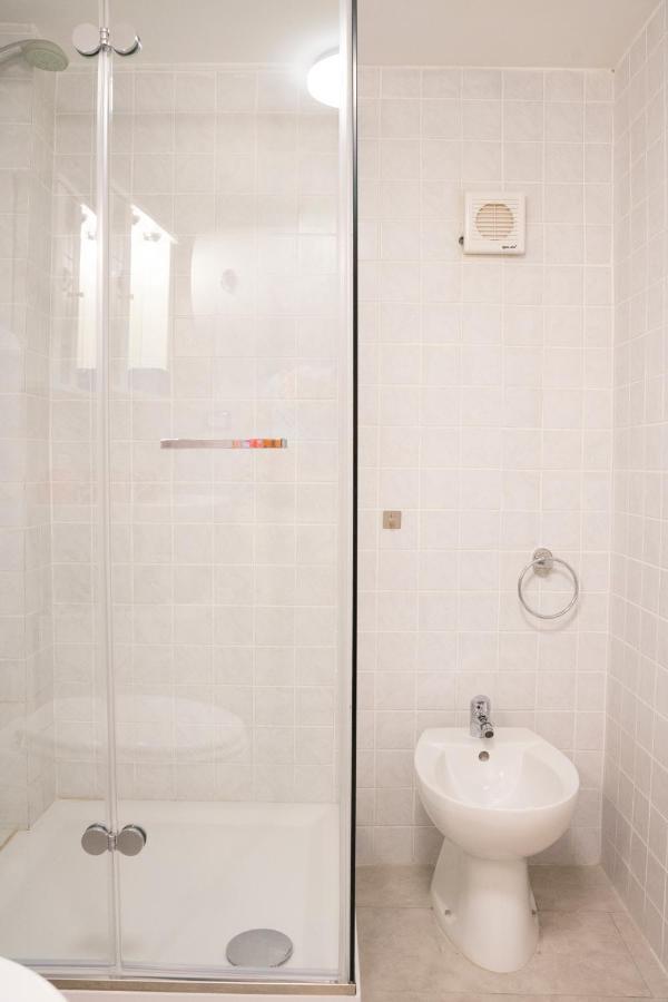 Tom Apartments Nápoly Kültér fotó